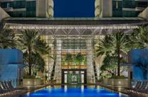 Hotel - The Diplomat Beach Resort