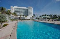 Deauville Beach Resort 